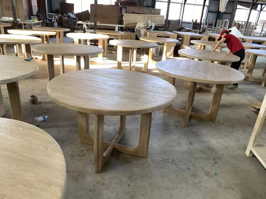 RW rundt alm spisebord