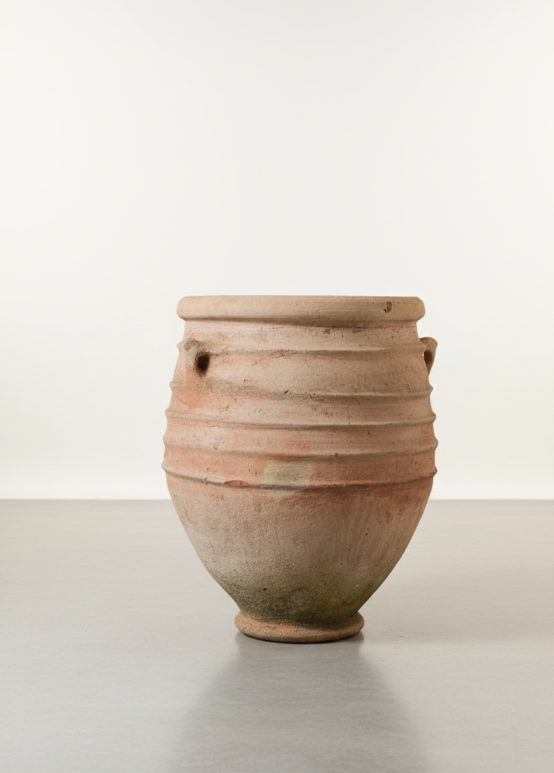 Krukke - "Ribbed" Terrakotta Urne
