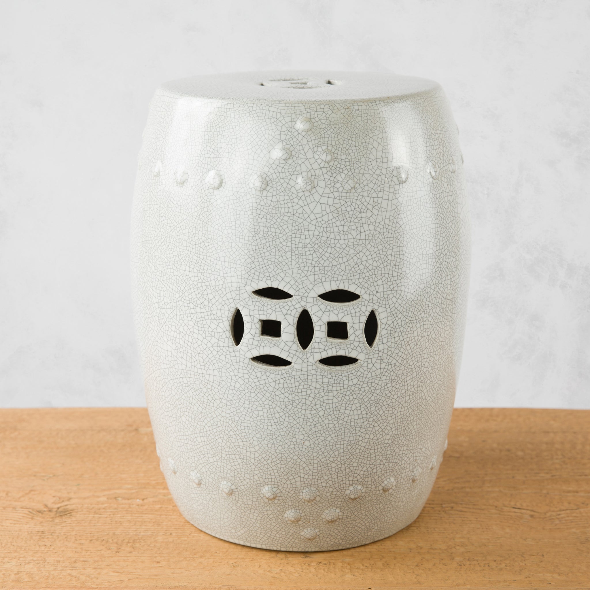 Garden Stool - Krakkelert
