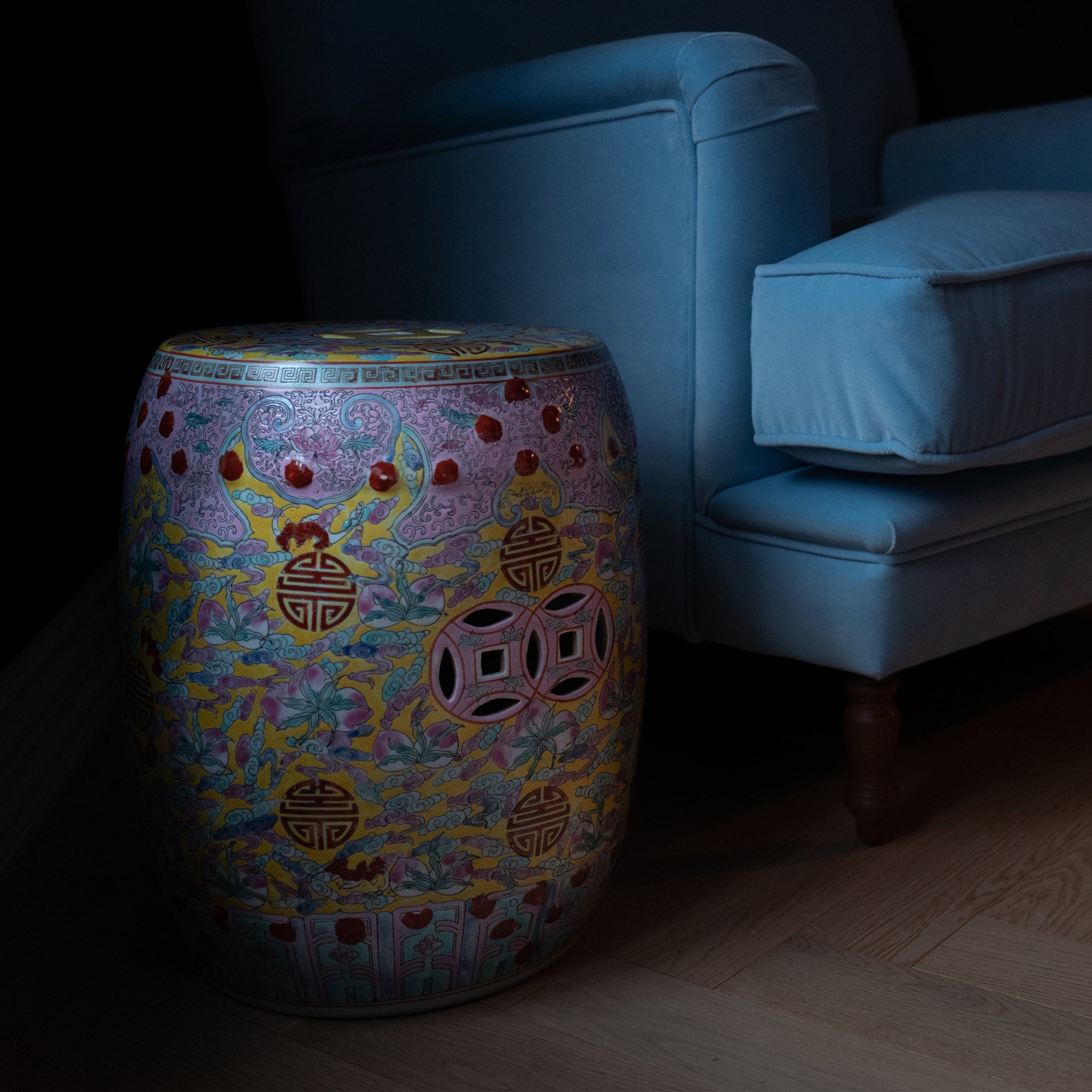 Garden Stool - Famille Rose